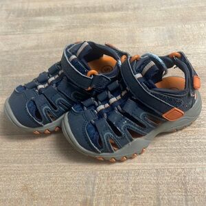 Toddler Cat and Jack sandals size 5